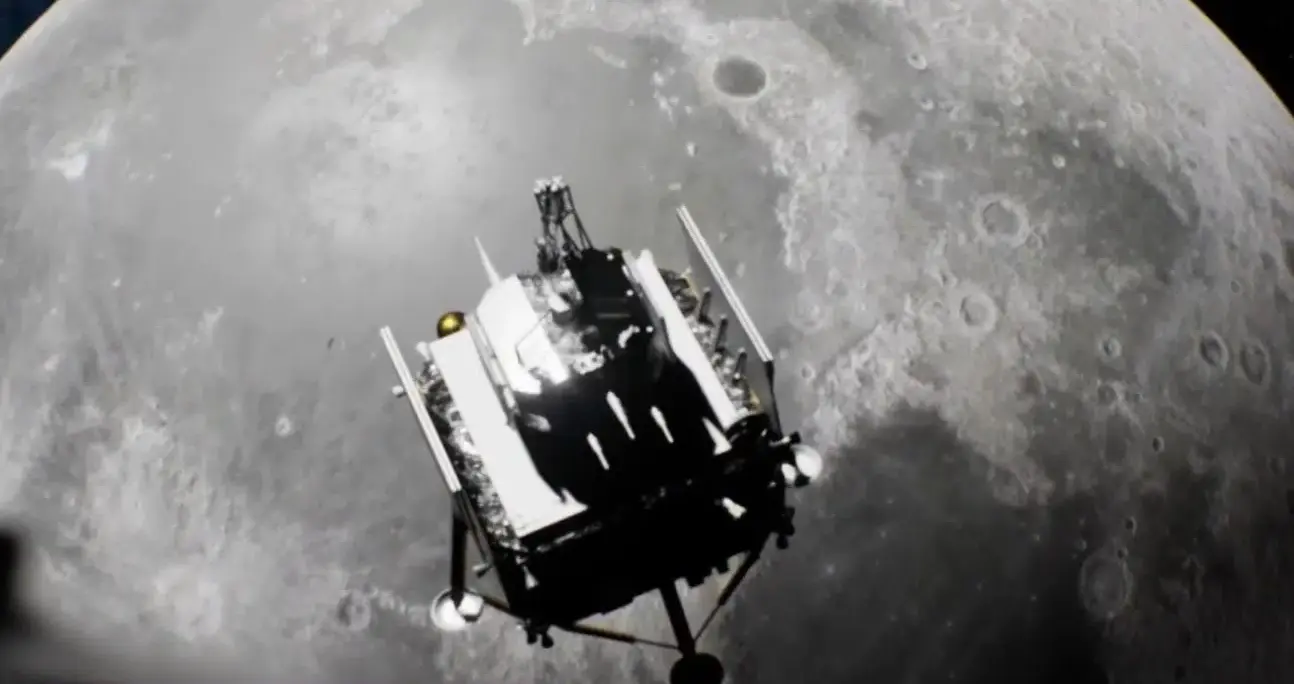 China's Chang'e-6 lands on moon's far side to collect samples - Credits CNSA