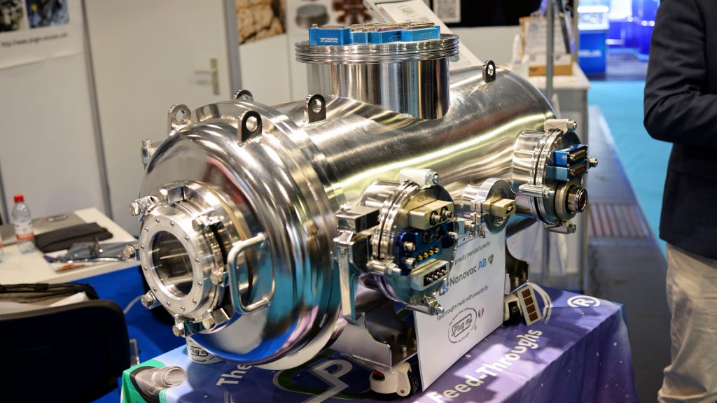 European Precision in Space Testing – Nanovac and Plug In in Collaboration